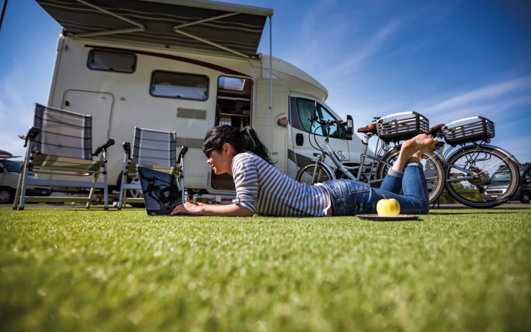 Effizienzschub für Campingplätze: direst automatisiert das Gästemeldewesen im gesamten DACH-Raum